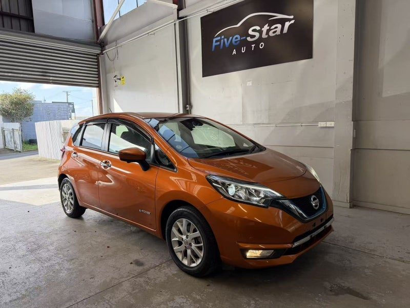 2017 Nissan Note MEDALIST E-POWER Leather, main photo