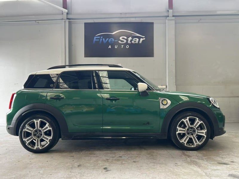 2022 MINI Countryman SE, photo 3