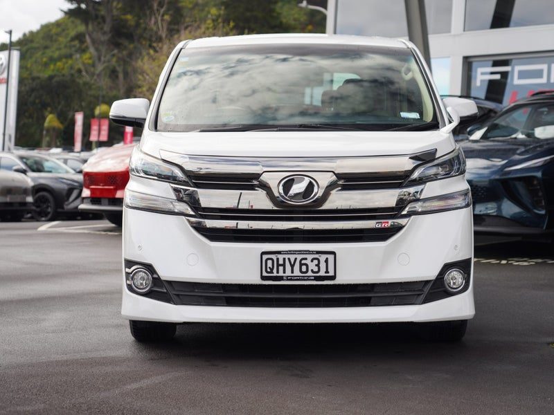 2015 Toyota Vellfire 2.5, photo 3