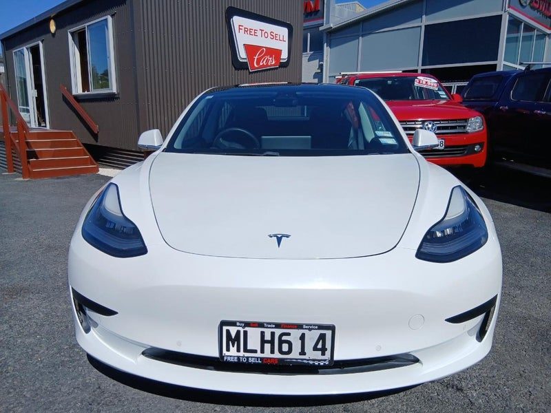 2019 Tesla Model 3 Standard Range +, photo 2