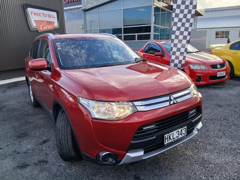 2014 Mitsubishi Outlander LS 2.4P/4WD/CVT/SW/5, photo 3