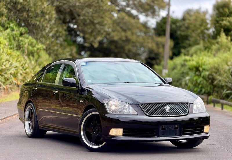 2005 Toyota Crown ATHLETE