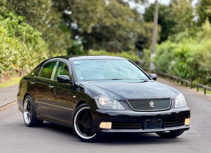 2005 Toyota Crown ATHLETE, photo 2