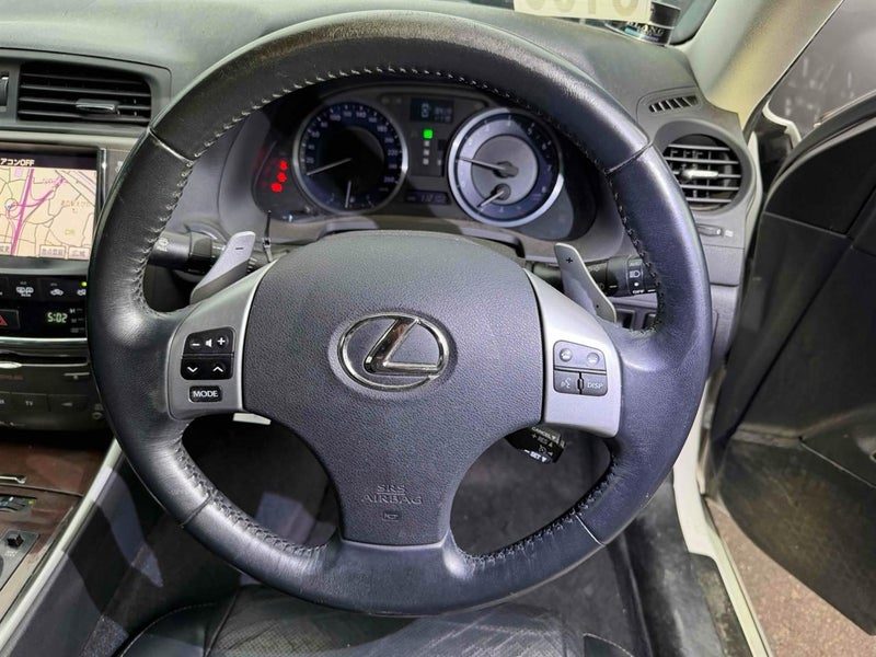 2012 Lexus IS 250 VERSION L+Aftermarket Alloys, photo 3