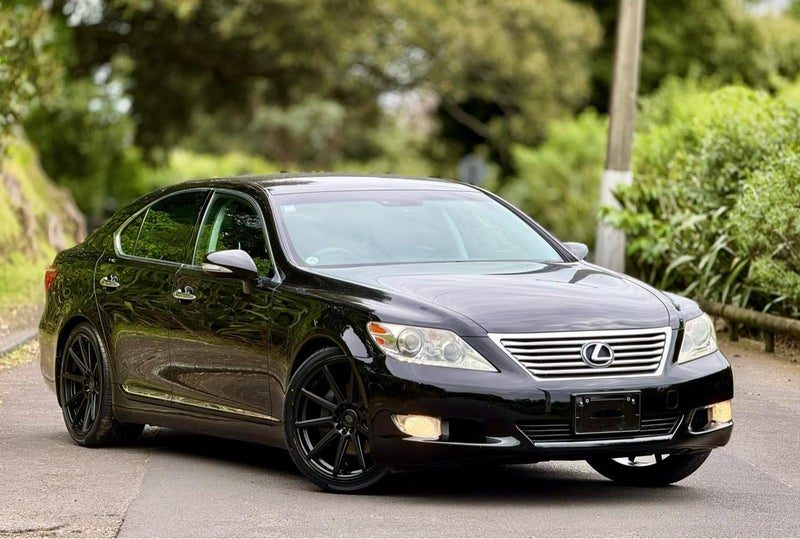 2012 Lexus LS 460 20inch Alloys, photo 2