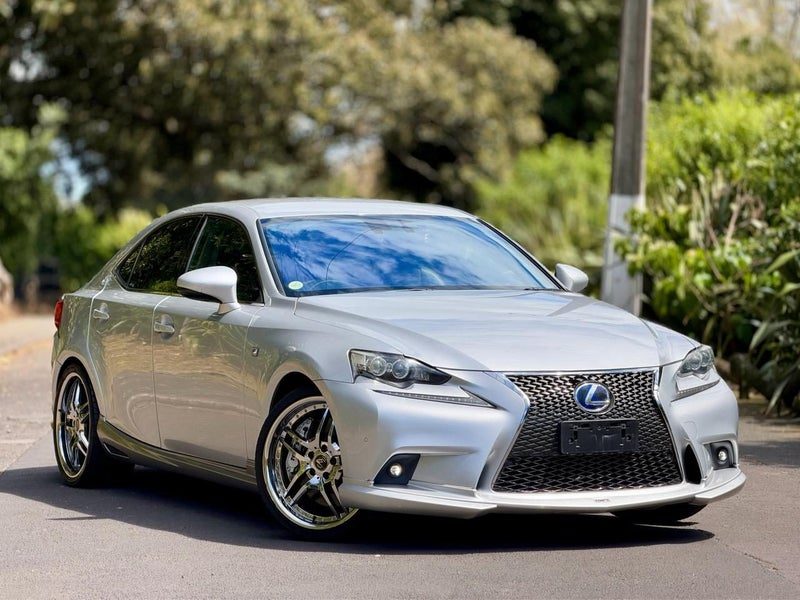 2013 Lexus IS300H F Sport