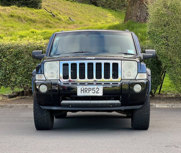 2008 Jeep Commander Limited, photo 2