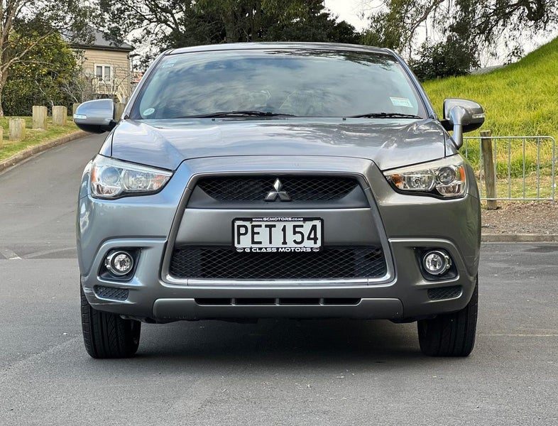 2010 Mitsubishi RVR, photo 2