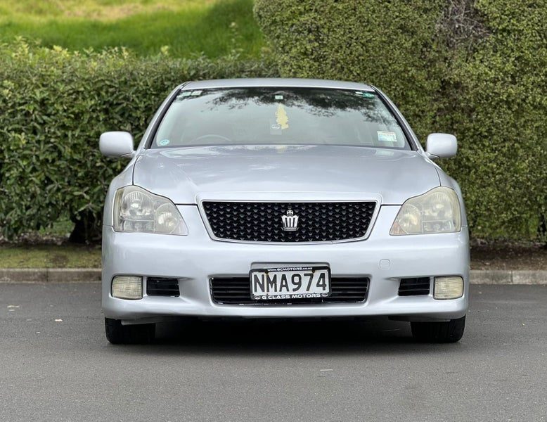 2006 Toyota Crown Athlete, photo 2