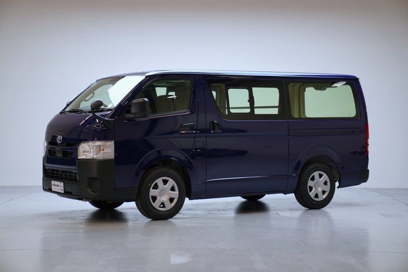 2026 Toyota Hiace DX, photo 3