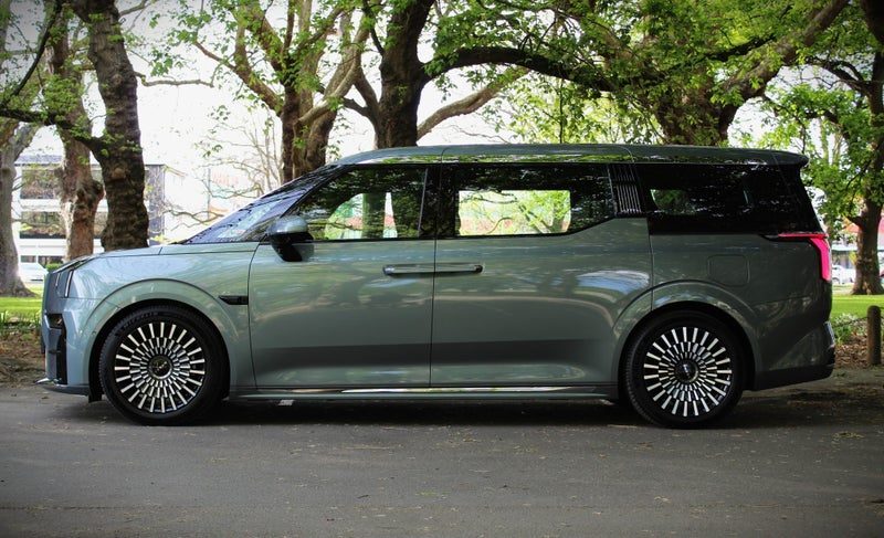2025 Zeekr 009 7-Seat 116Kwh/Ev/Awd, photo 3