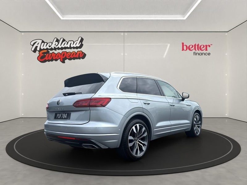 2023 Volkswagen Touareg V6S 210KW R-Line 3.0DT, photo 3