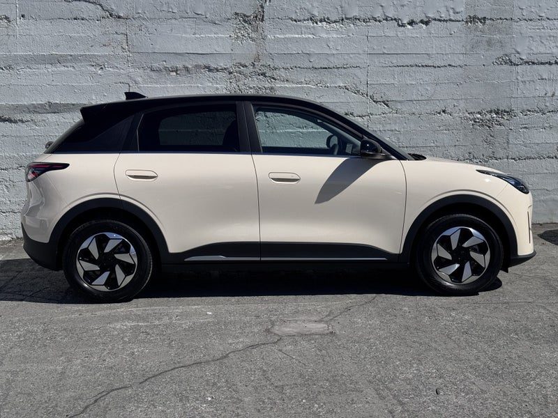 2026 Geely EX2 Inspire EV, photo 3