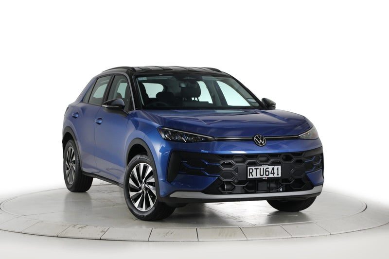 2026 Volkswagen T-Roc Life, photo 3