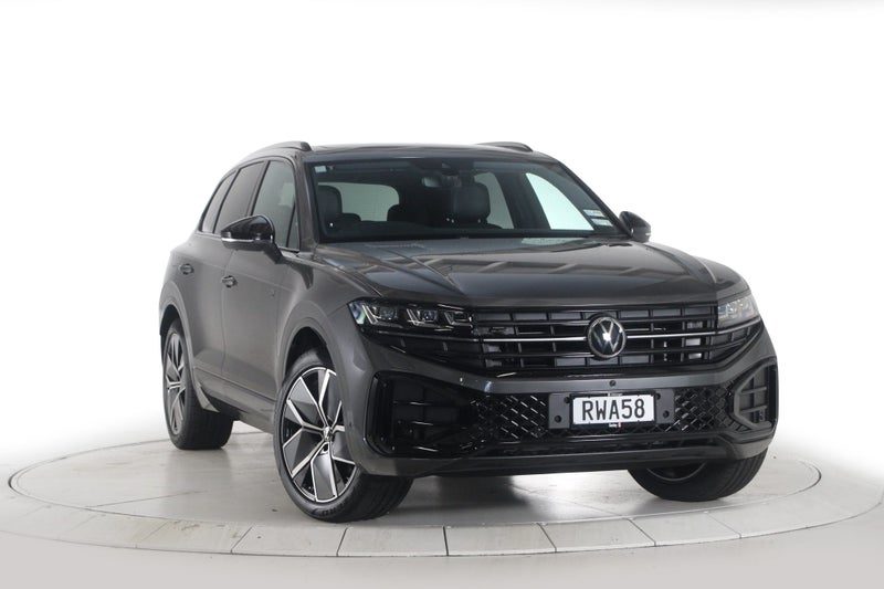 2026 Volkswagen Touareg V6S R-Line TDI, photo 3