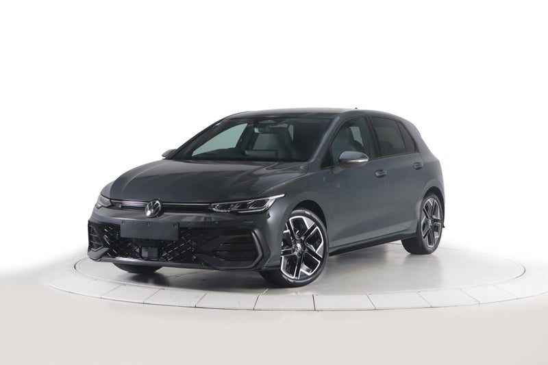 2026 Volkswagen Golf R-Line