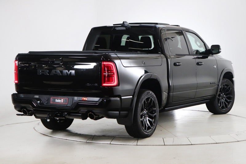 2026 Ram 1500 Limited, photo 2