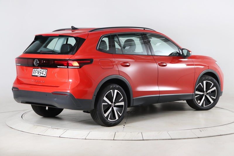 2025 Volkswagen Tiguan Life 2WD, photo 2