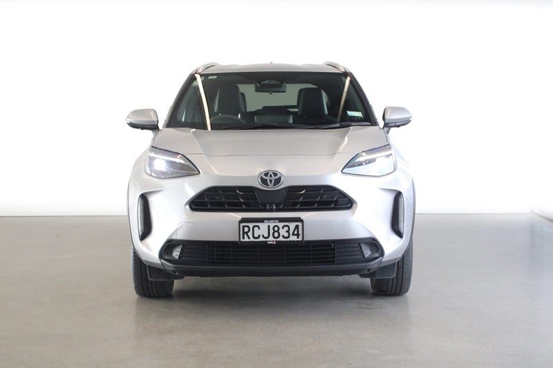 2025 Toyota Yaris Cross Limited 1.5PH/HD, photo 3