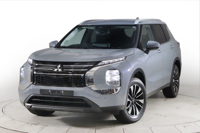 2026 Mitsubishi Outlander LS 2WD