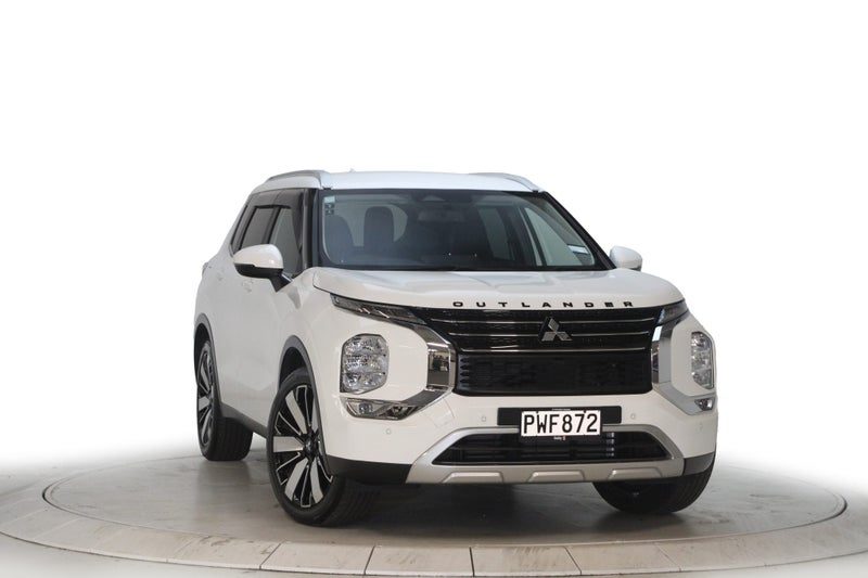 2023 Mitsubishi Outlander XLS 4WD 2.5P, photo 3