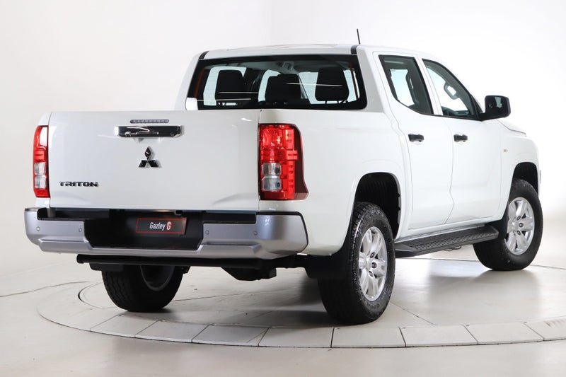 2026 Mitsubishi Triton GLX 2WD, photo 2