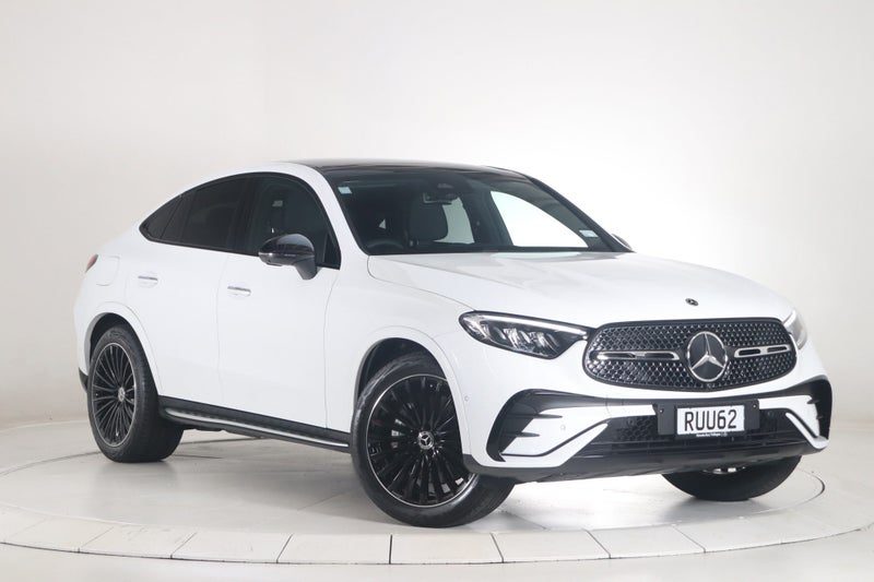 2026 Mercedes-Benz GLC 300 4MATIC Coupe, photo 3