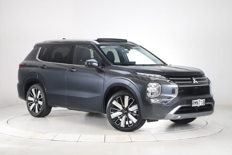 2025 Mitsubishi Outlander VRX 2.5P/CVT, photo 3