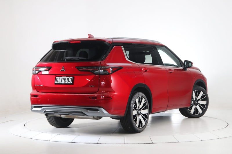 2025 Mitsubishi Outlander VRX 2.4 2WD, photo 2