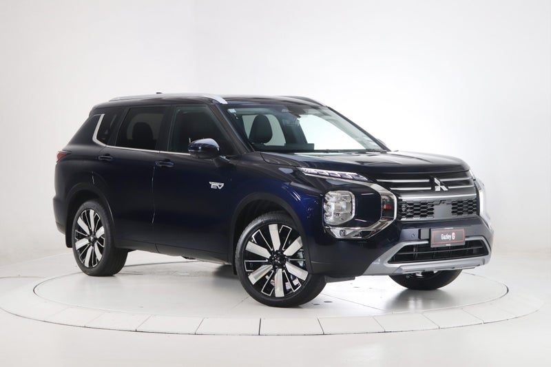 2026 Mitsubishi Outlander PHEV XLS 4WD, photo 3