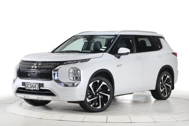 2023 Mitsubishi Outlander PHEV VRX 4WD