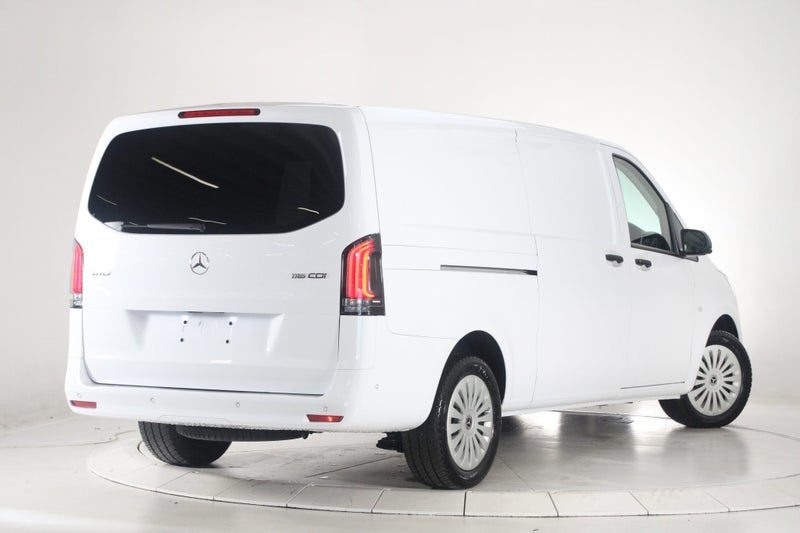 2026 Mercedes-Benz Vito 116 CDI LWB, photo 2