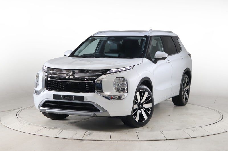 2026 Mitsubishi Outlander VRX 4WD