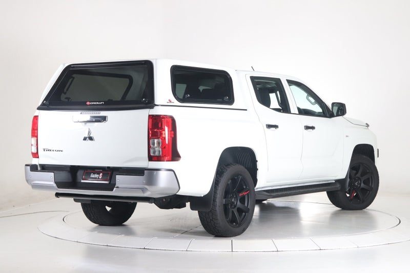 2026 Mitsubishi Triton DC WS 2.4D GLX 2WD 6AT, photo 2