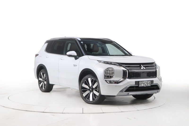 2025 Mitsubishi Outlander PHEV EXCEED 4WD, photo 3