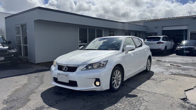 2013 Lexus CT 200h CT200H 1.8L Hybrid, photo 3