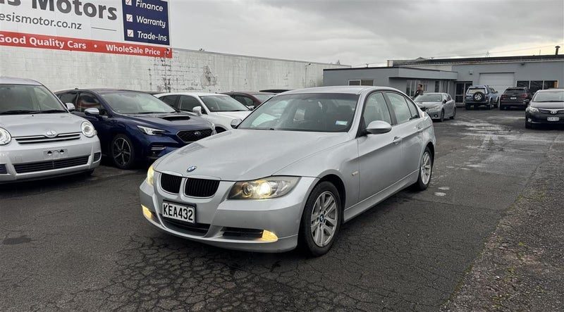 2006 BMW 320i 320i Leather Interior, photo 3