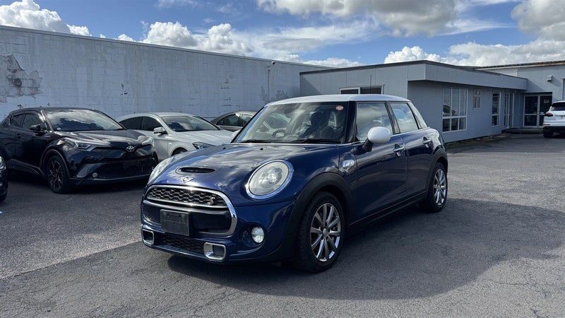 2015 MINI Cooper S Cooper S Turbo 5 Doors, photo 3