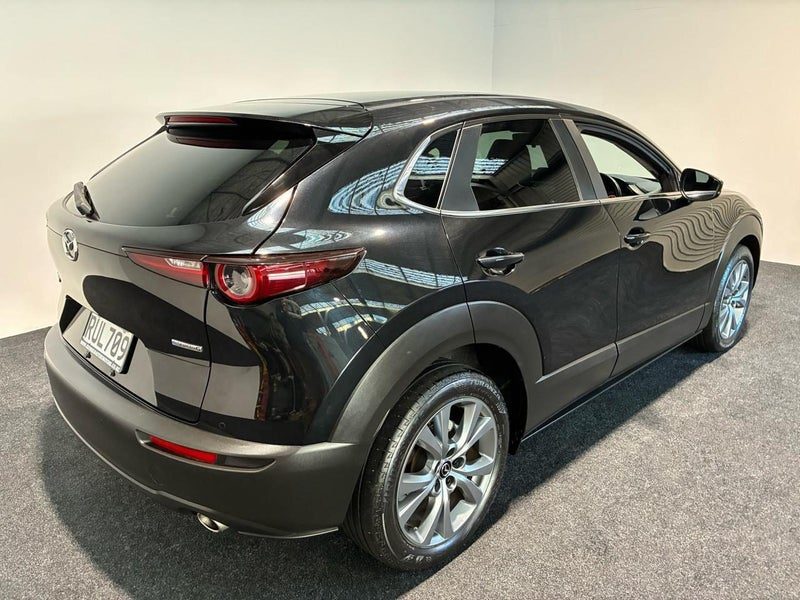 2023 Mazda CX-30 20S HYBRID, photo 2