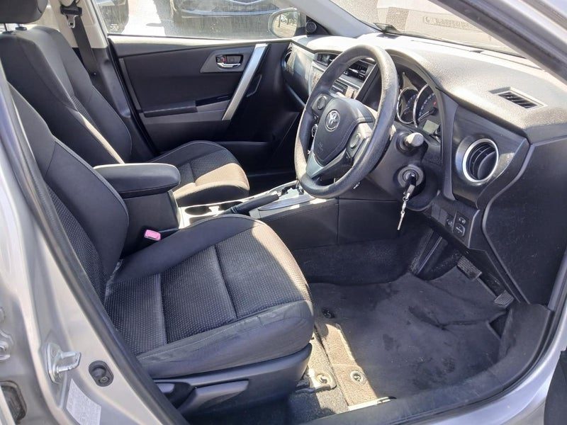 2013 Toyota Corolla GX 1.8P HATCH CV, photo 3