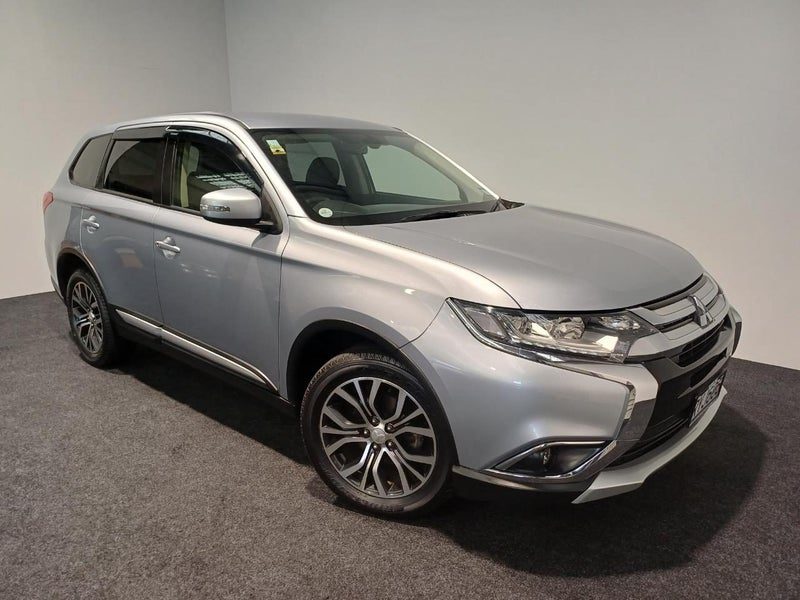 2017 Mitsubishi Outlander 20G 7 SEATER