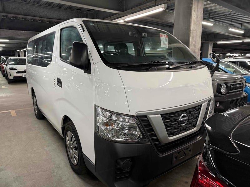 2021 Nissan NV350 10 SEATER CARAVAN DX, main photo