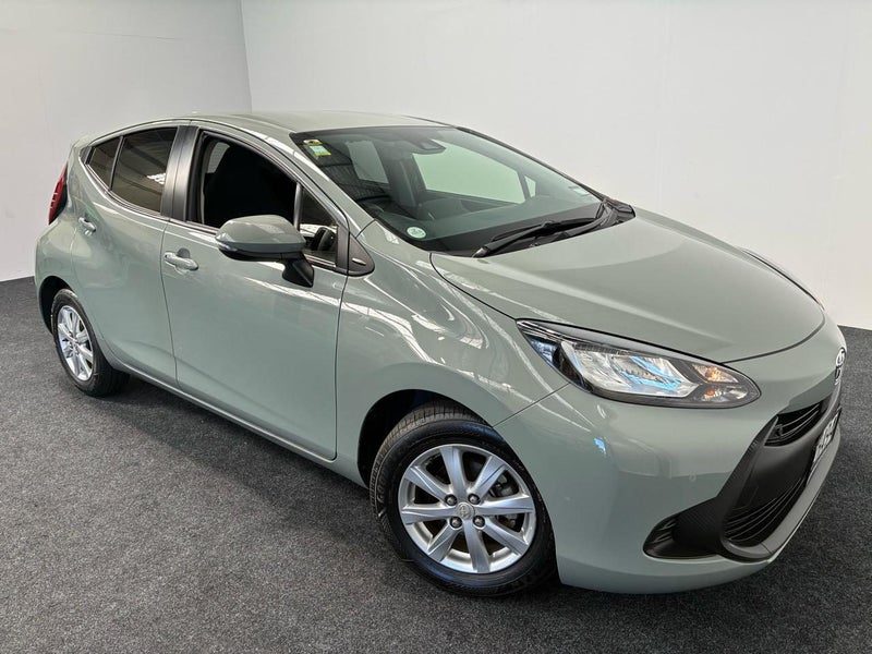 2022 Toyota Aqua X - HYBRID
