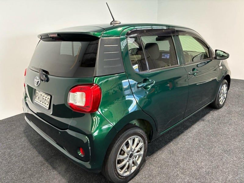 2017 Toyota Passo X L PACKAGE S, photo 2