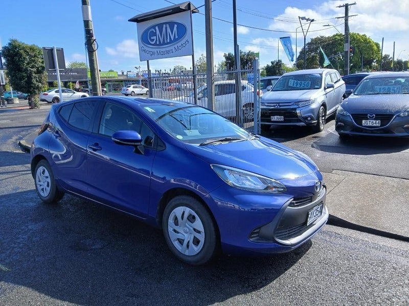2021 Toyota Aqua X - HYBRID