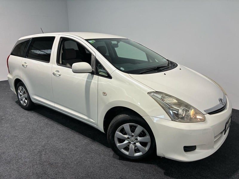2007 Toyota Wish 7 Seats, main photo