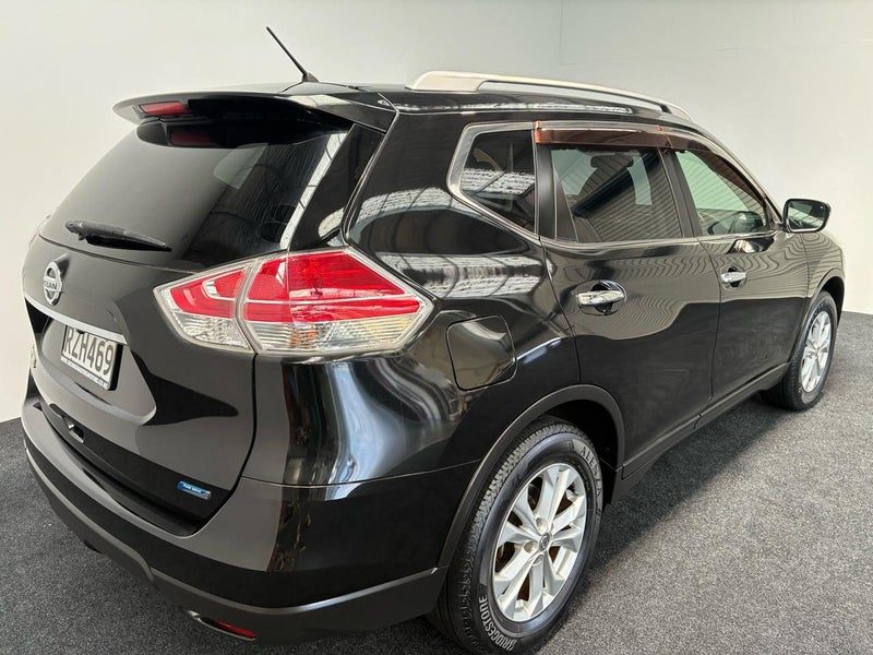 2014 Nissan X-Trail 4WD 20X 7 SEATER, photo 2