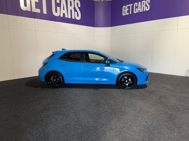 2018 Toyota Corolla Sport G 6 Spd Manual, photo 3