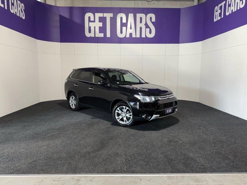 2014 Mitsubishi Outlander 24G 4WD 7seater, main photo