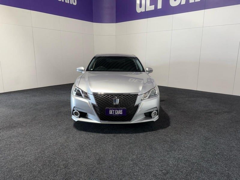 2013 Toyota Crown Hybrid Athlete S, photo 2